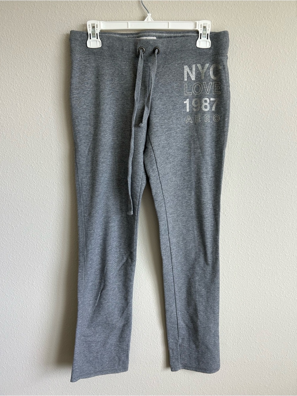 Y2K Aeropostale Gray NYC Love 1987 Straight Leg Sweatpants
